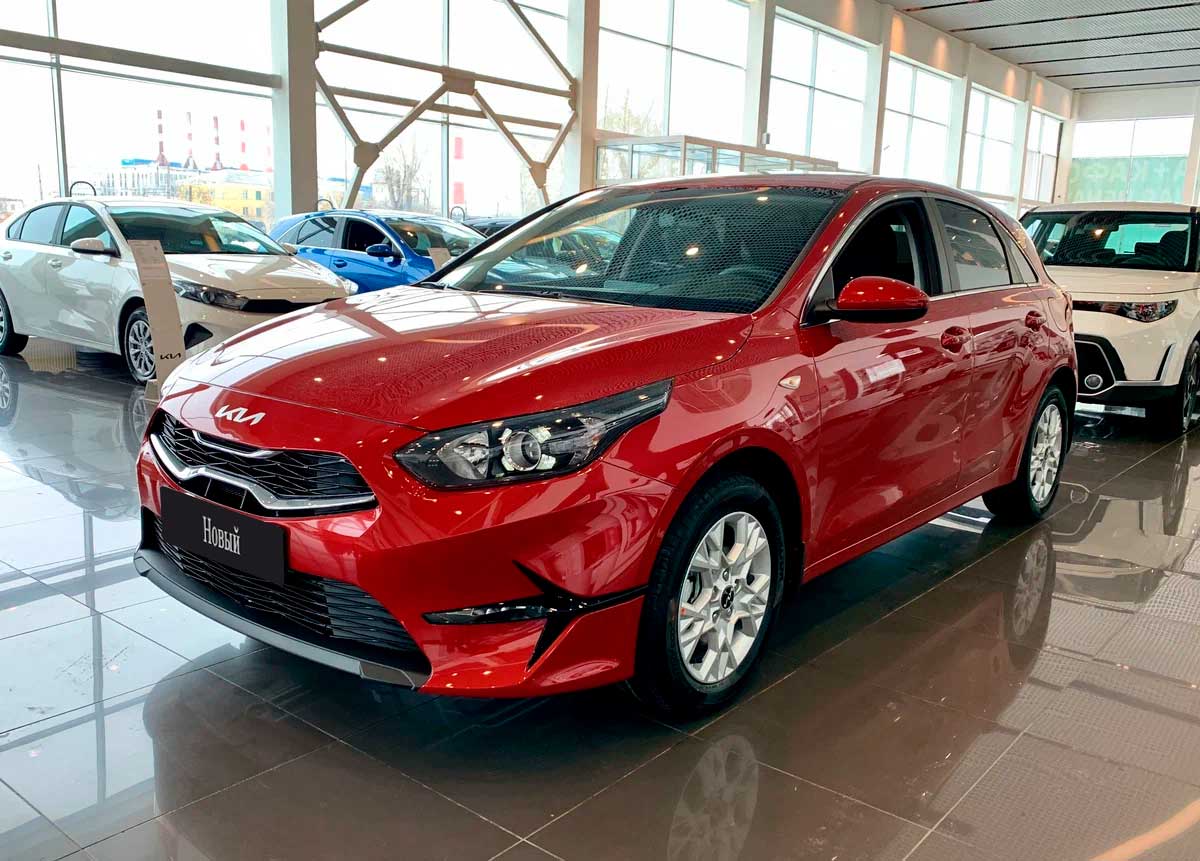 KIA Ceed New в наличии по специальной цене за 1 229 900 ₽ в автосалоне  РИМАКС АВТО